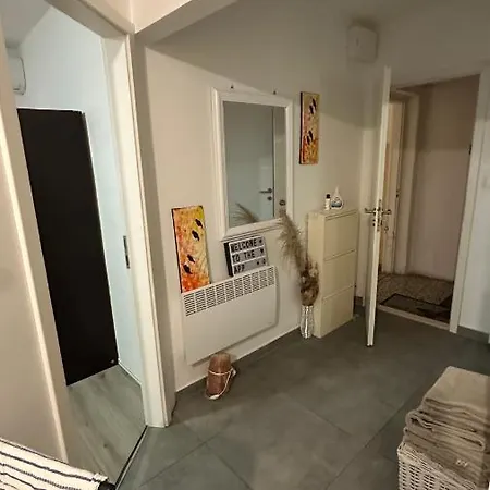 Apartment Beautiful Lena Split